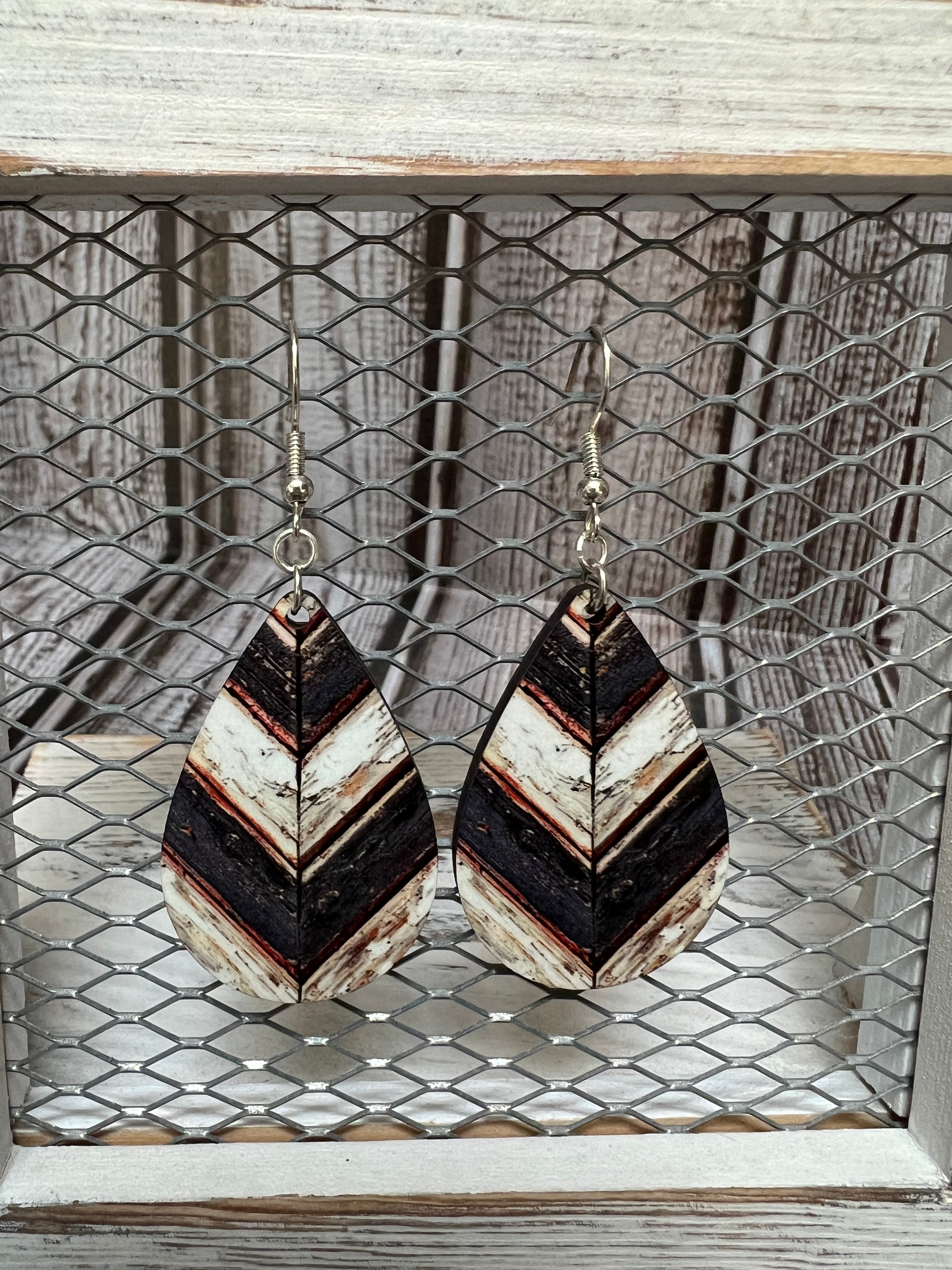 1 1/2 inch Teardrop distressed wood design sublimation eairings