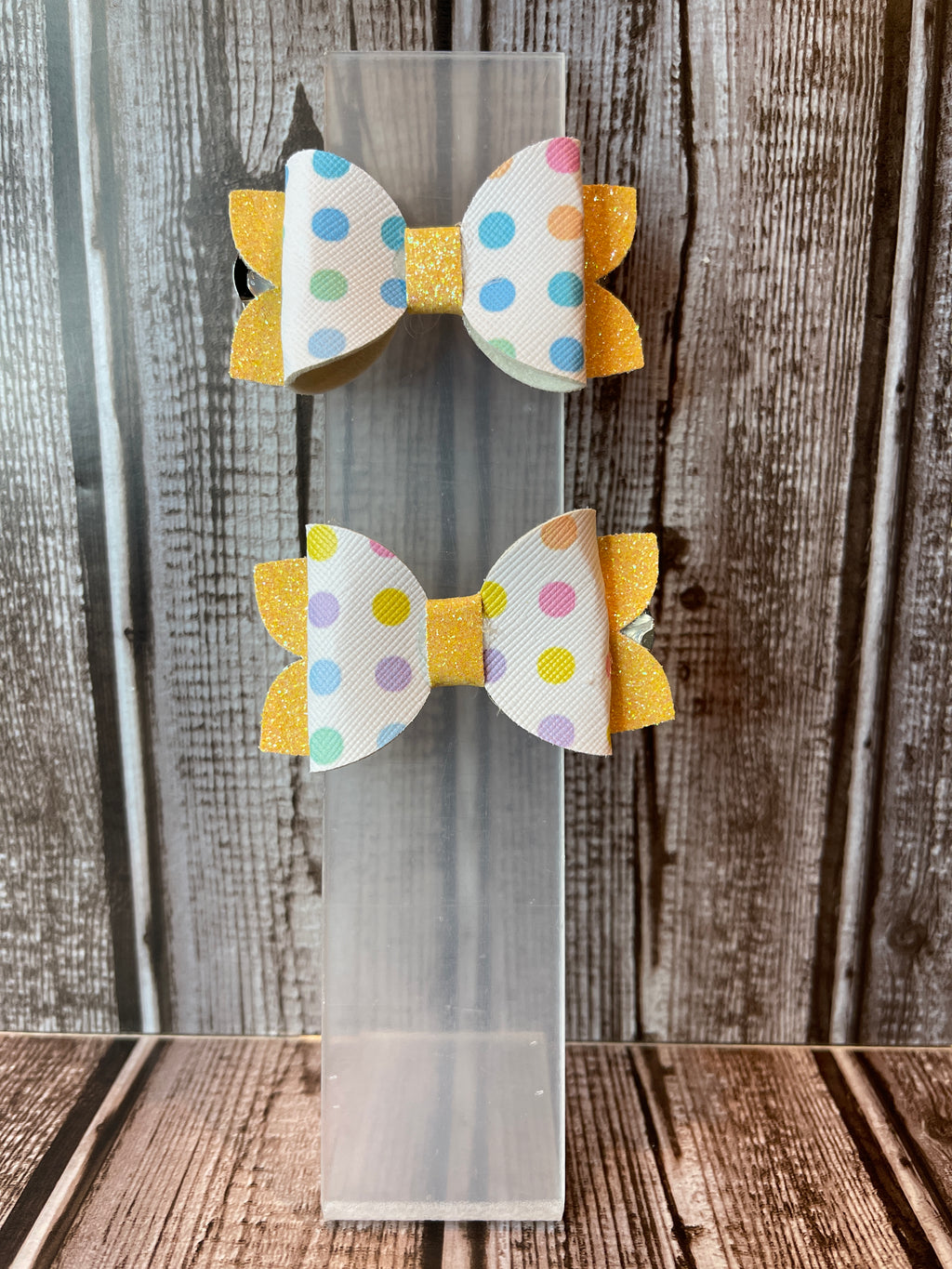 Poke a dot with yellow glitter faux leather hair bows